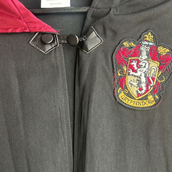 Harry Potter Gryffindor robe size Child M - Picture 6 of 6